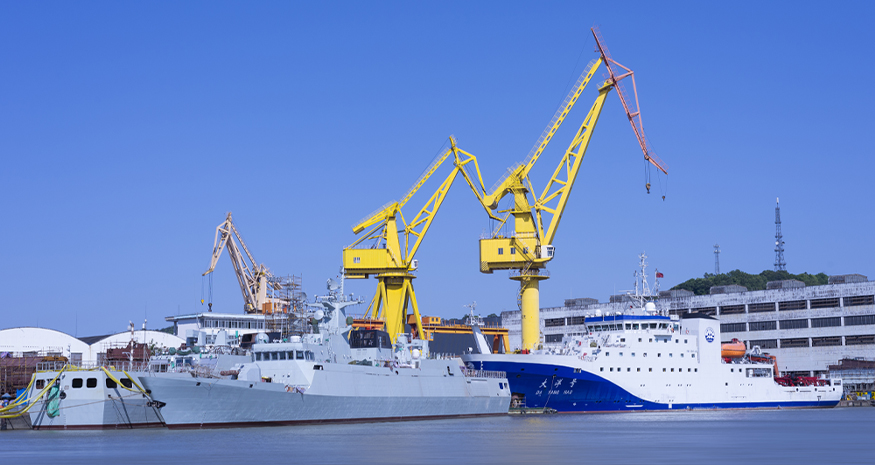 Ships and offshore processes